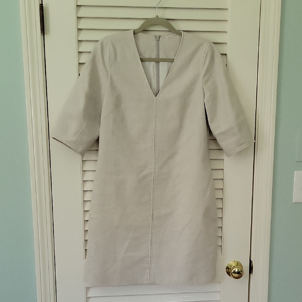 Elie Tahari V-Neck Dress